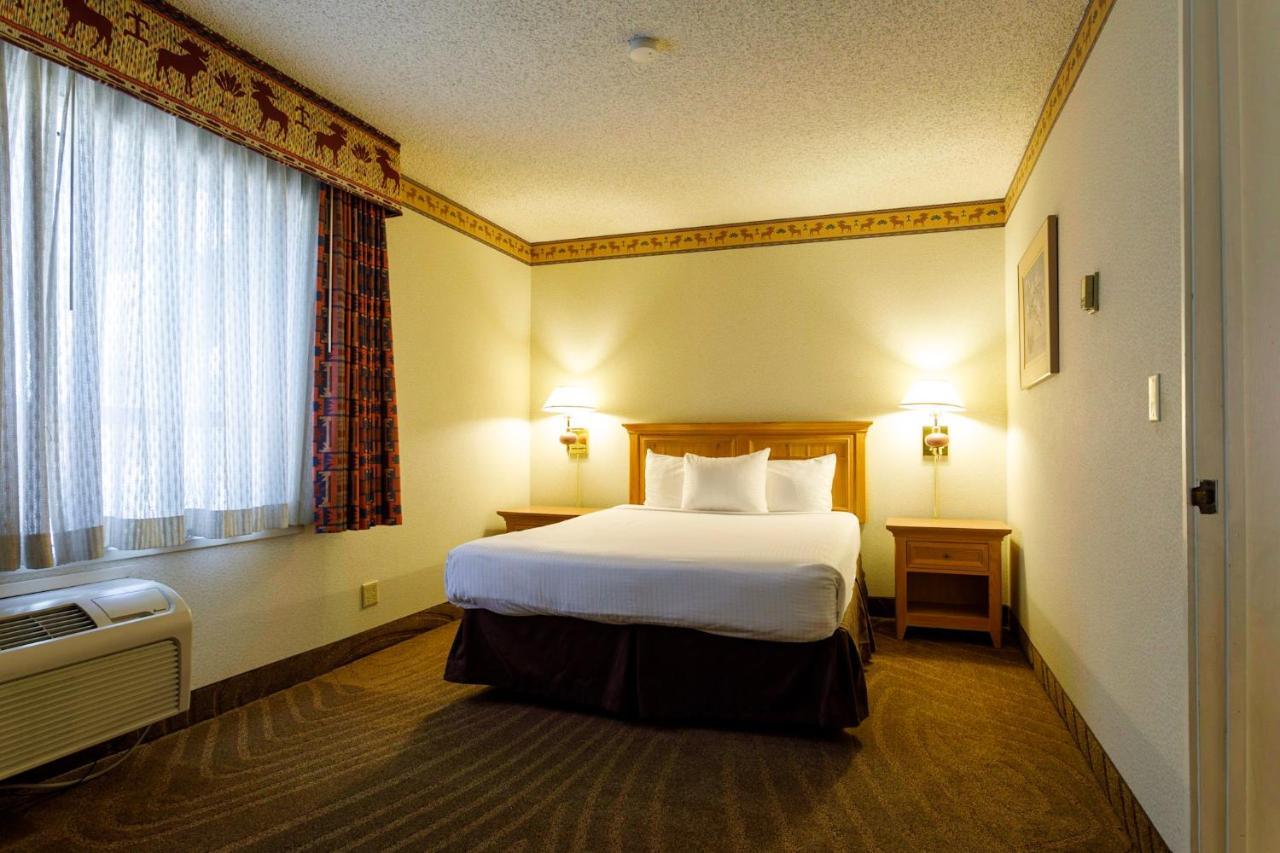 Gold Country Inn And Casino By Red Lion Hotels Elko Exterior photo